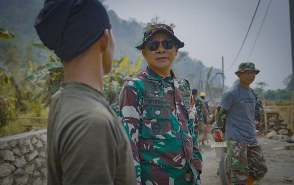 Letkol Windra Tinjau Proyek TMMD, Semangat Prajurit Berkobar di Luwu Timur