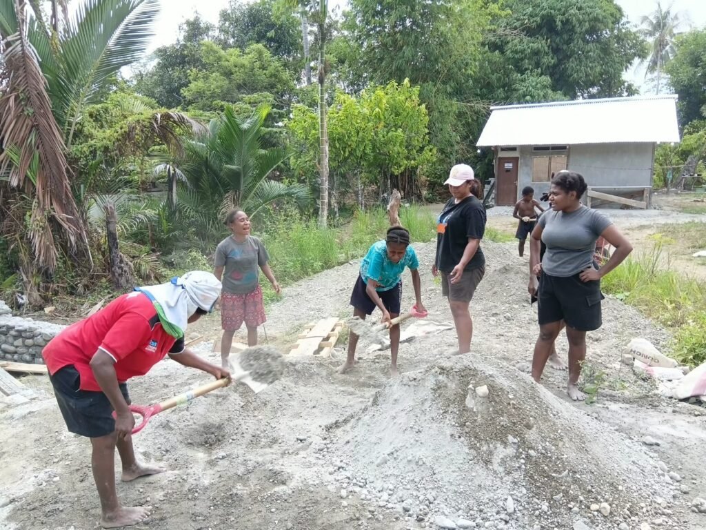 Peran Mama Papua dalam TMMD ke-130, Mendorong Pembangunan Berkelanjutan