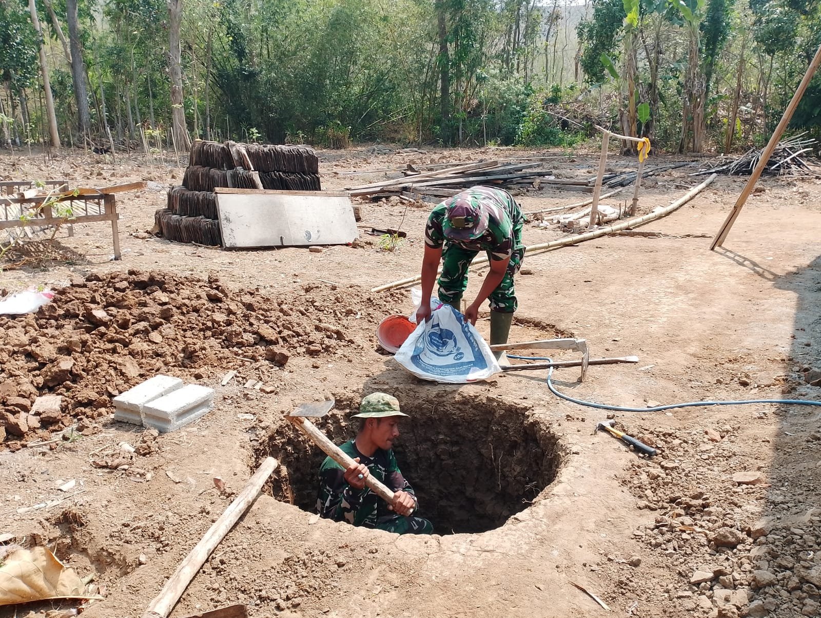 Mbah Waqilah akan segera tinggal di rumah baru berkat dukungan program masyarakat